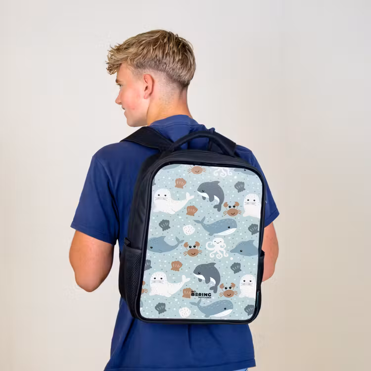 Kinderrucksack - Schwarz - Seetiermuster bunt — 3
