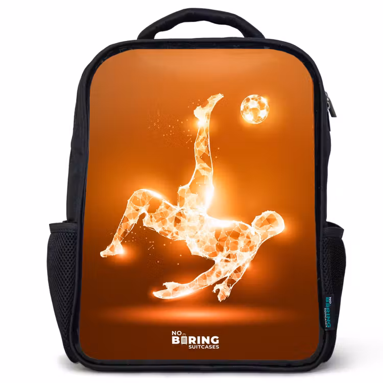 Kinderrucksack - Schwarz - Orangefarbener Leichtfußballer im Schwebemoment — 1