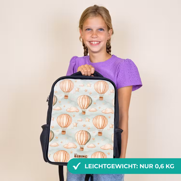 Kinderrucksack - Schwarz - Vintage Heißluftballons in Sepia mit Wolken und Sternen — 7