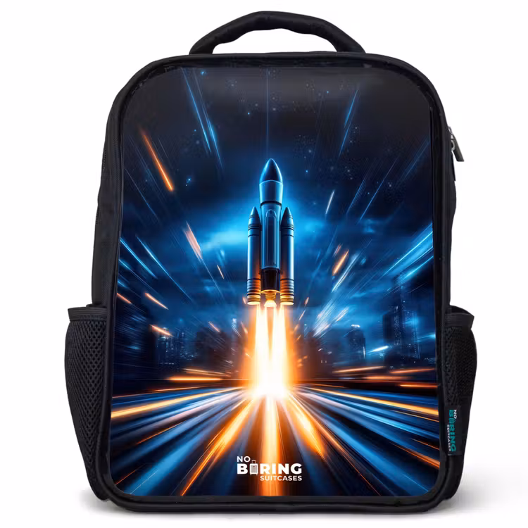 Kinderrucksack - Schwarz - Weltraumrakete hebt in nächtlicher Lichtshow ab — 1