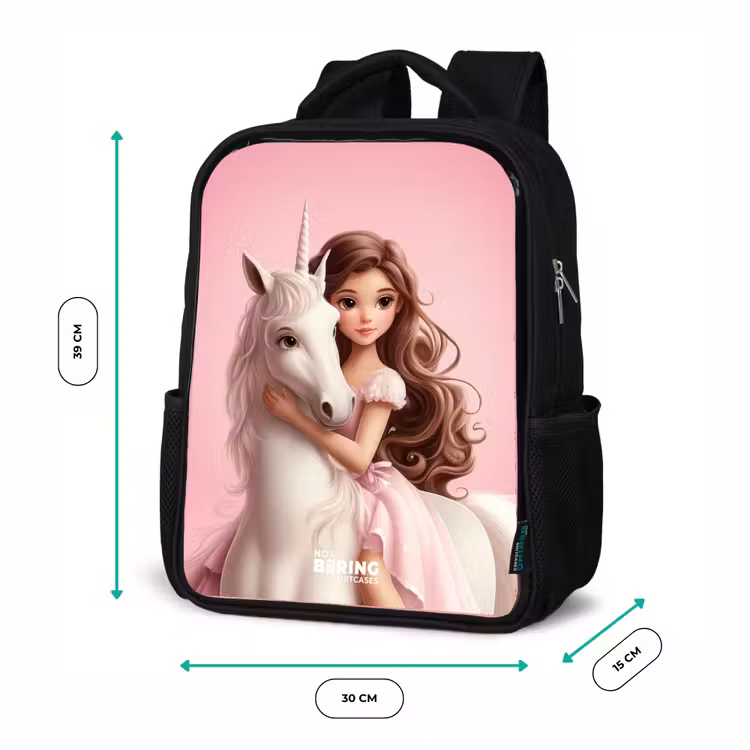 Kinderrucksack - Schwarz - Mädchen mit weißem Einhorn auf rosa Hintergrund — 6