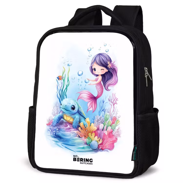 Kinderrucksack - Schwarz - Meerjungfrau mit blauer Schildkröte zwischen Korallen — 4