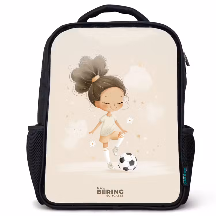 Kinderrucksack - Schwarz - Mädchen mit einem Fußball in beigen Farben — 1