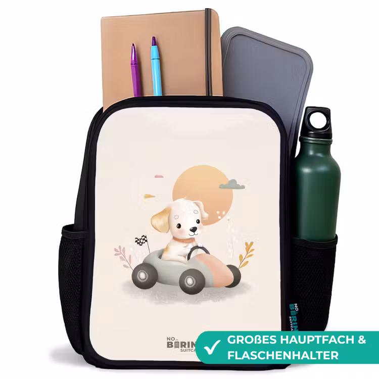 Kinderrucksack - Schwarz - Welpe in einem Rennwagen in Beigetönen — 8