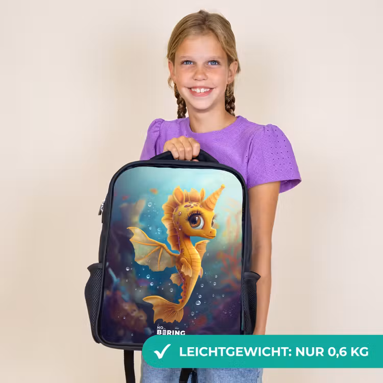 Kinderrucksack - Schwarz - Oranges Seepferdchen im Wasser — 7