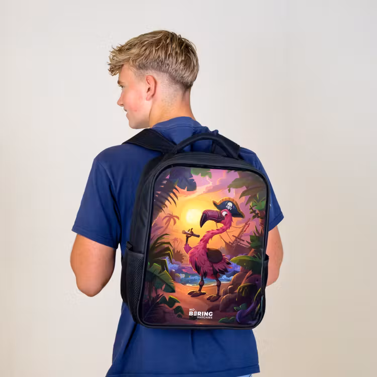 Kinderrucksack - Schwarz - Piratenflamingo auf einem tropischen Pfad — 3
