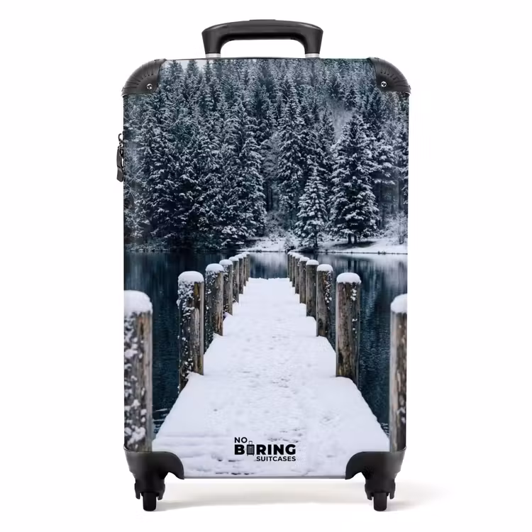 Koffer - Steg – See – Schnee – Berge – Beruhigend — 1