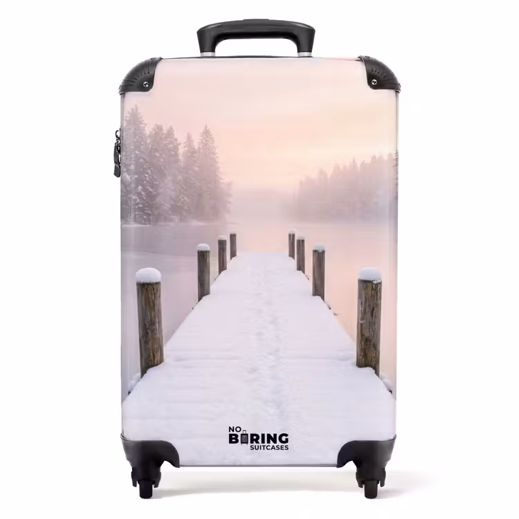 Koffer - Steg – See – Nebel – Winter – Gelassenheit — 1