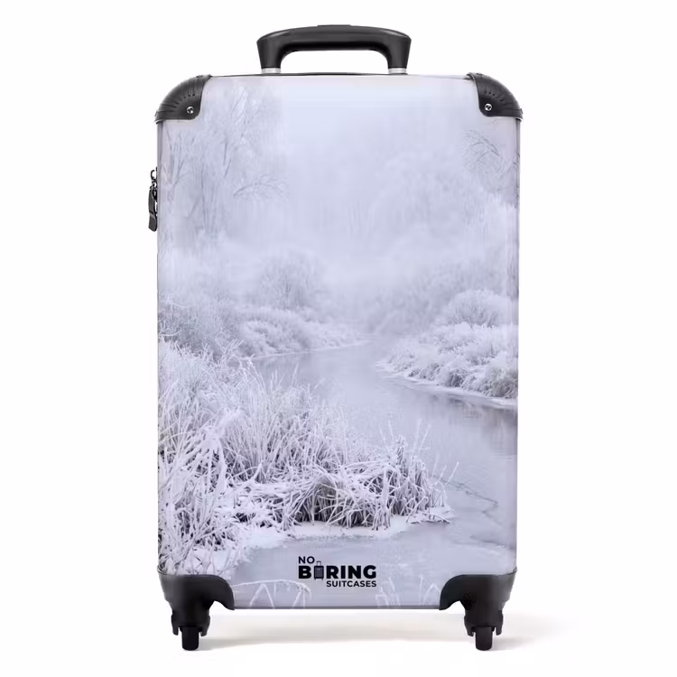 Koffer - Fluss – Schnee – Wald – Winter – Malerisch — 1