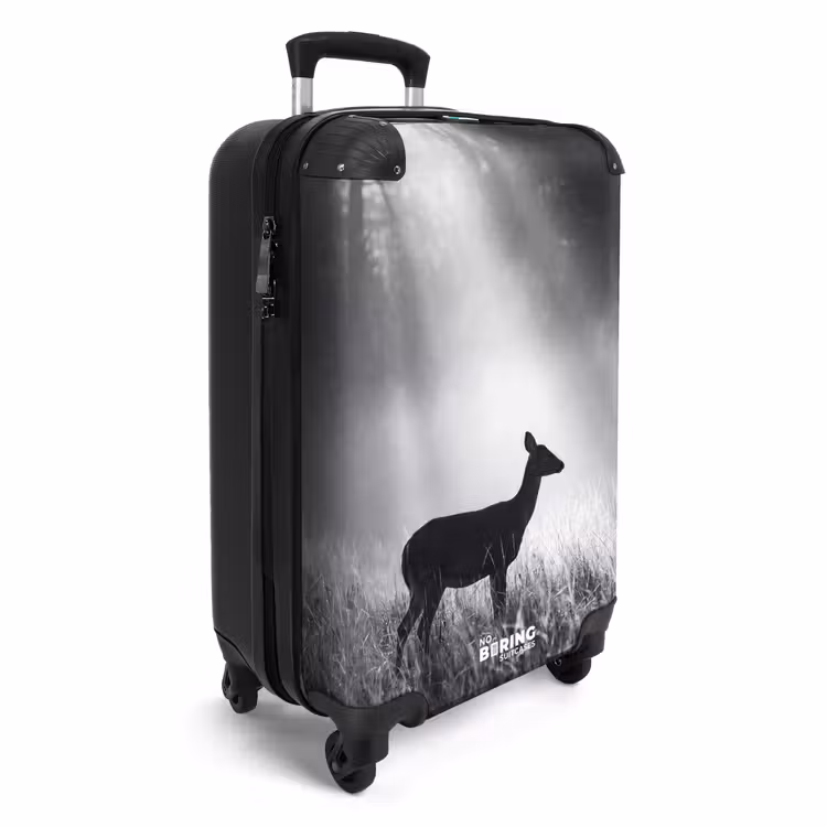 CaseSwap - Hirsch – Wald – Sonnenstrahlen – Schwarz-Weiß – Natur — 2