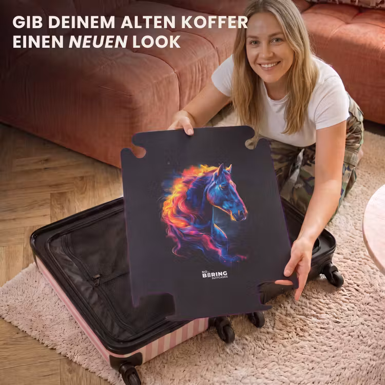 CaseSwap™ - Seitenansicht eines Pferdes mit einer feurigen Mähne — 3