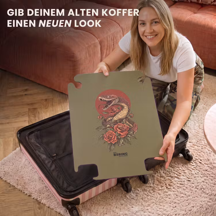 CaseSwap™ - Tattoo Stil- Realistische Schlange auf grünem Hintergrund — 3