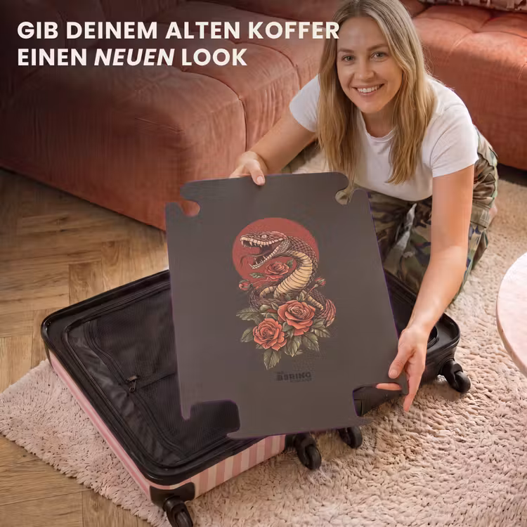 CaseSwap™ - Tattoo-Stil- Realistische Schlange auf braunem Hintergrund — 3