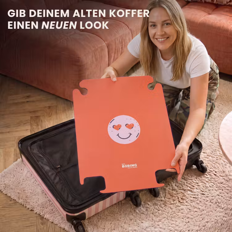 CaseSwap™ - Muster - Glückliches Emoji auf rotem Hintergrund — 3