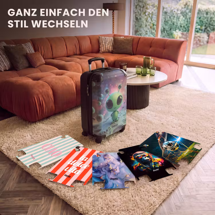 CaseSwap™ - Grüner Außerirdischer auf einem Planeten — 5